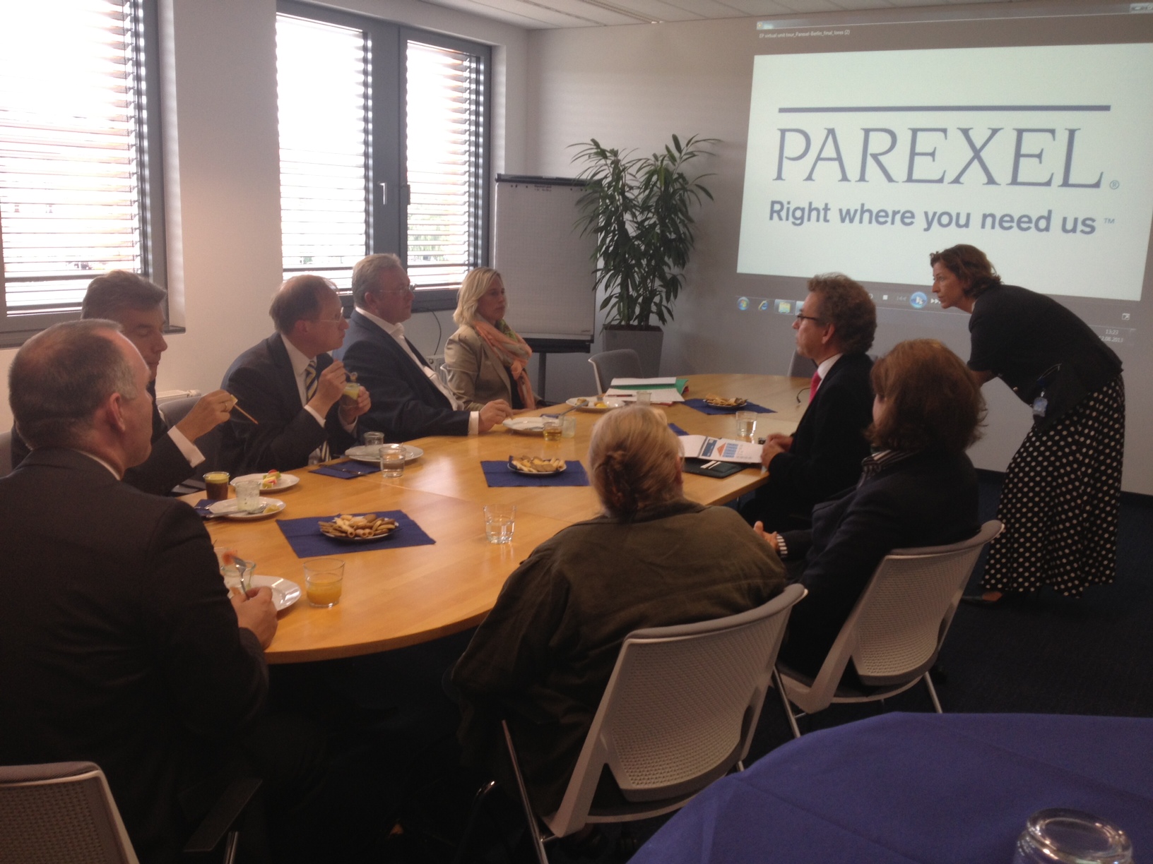 Frank Henkel zu Gast bei PAREXEL